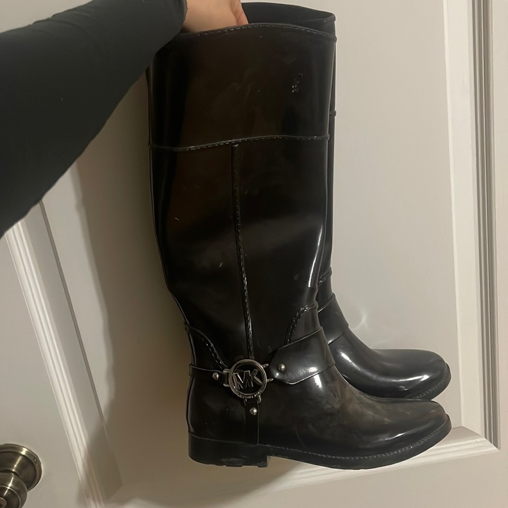 Michael Kors Size 6 Black Rain Boots